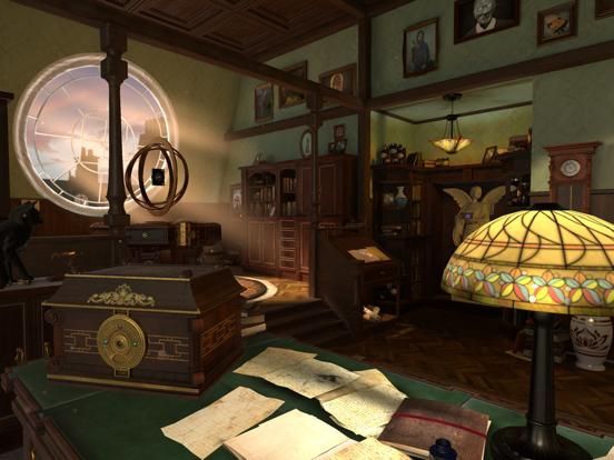 Luna Strange App Screenshot